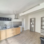 Petite maison de plain-pied à Aubervilliers avec extérieur, idéal investissement