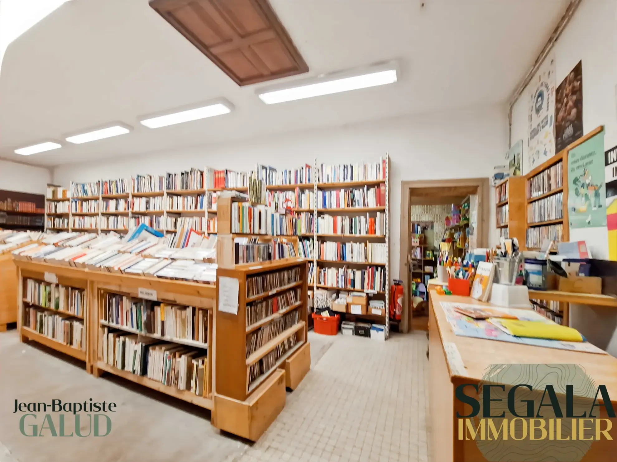 Immeuble à rénover au centre de Carmaux de 180 m² avec jardin intérieur 