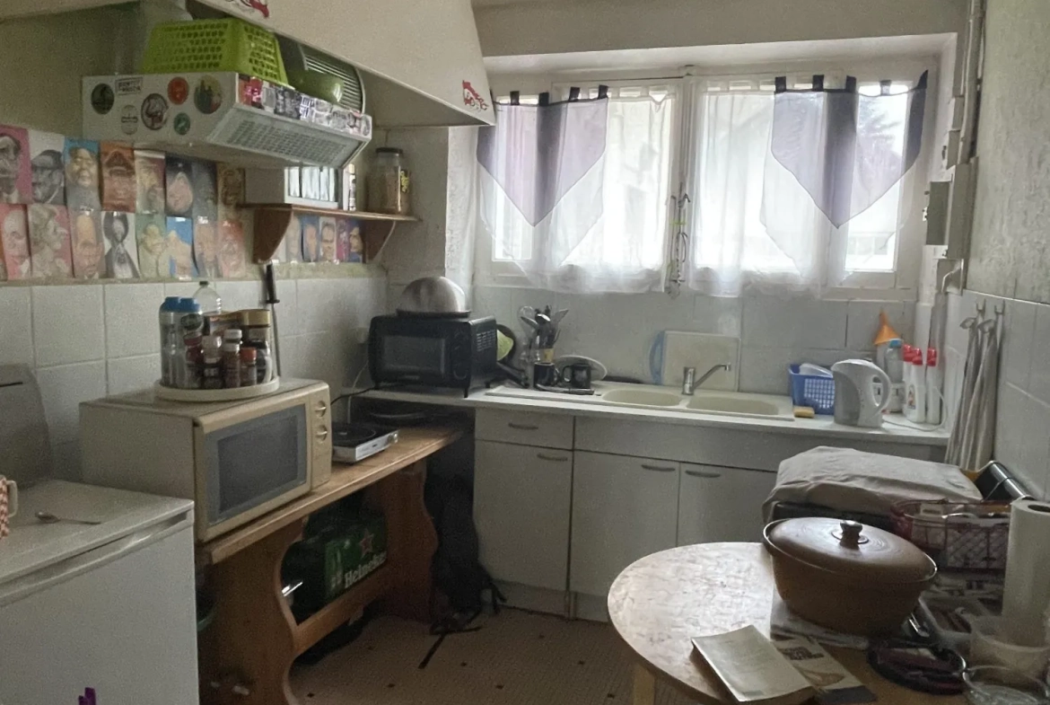 Maison à vendre à Salies-de-Béarn – Opportunité d'investissement locatif 
