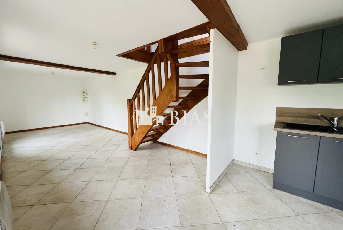 Belle maison normande avec terrain à Bernay, proximité centre commercial 