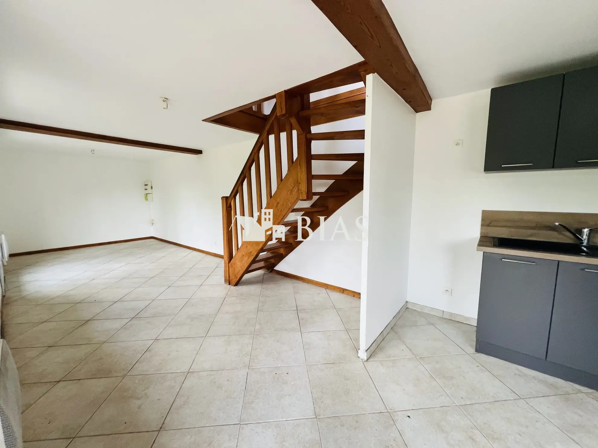Belle maison normande avec terrain à Bernay, proximité centre commercial 