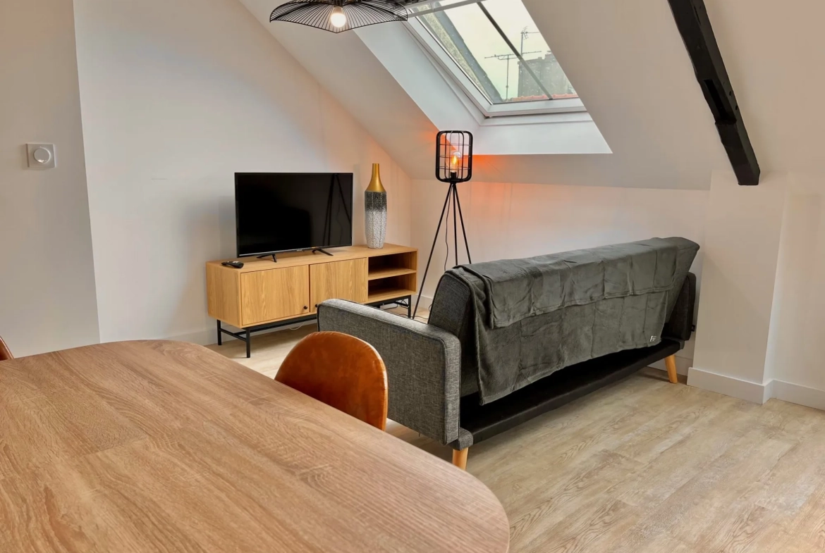Appartement rénové et meublé à vendre dans le centre de Cancale, Port de la Houle 