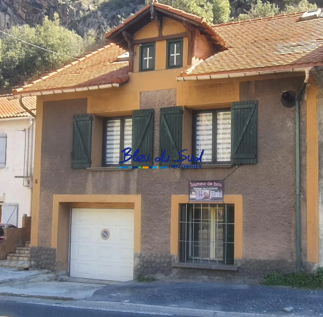 Belle maison de 91 m² avec garage, terrasses et jardin à Villefranche-de-Conflent 