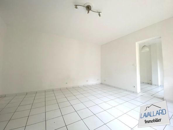 Appartement T2 avec cour privative à Amiens - Centre-ville