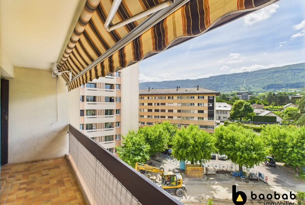 Appartement T3/4 à La Motte-Servolex avec balcon et cave, au centre-ville 