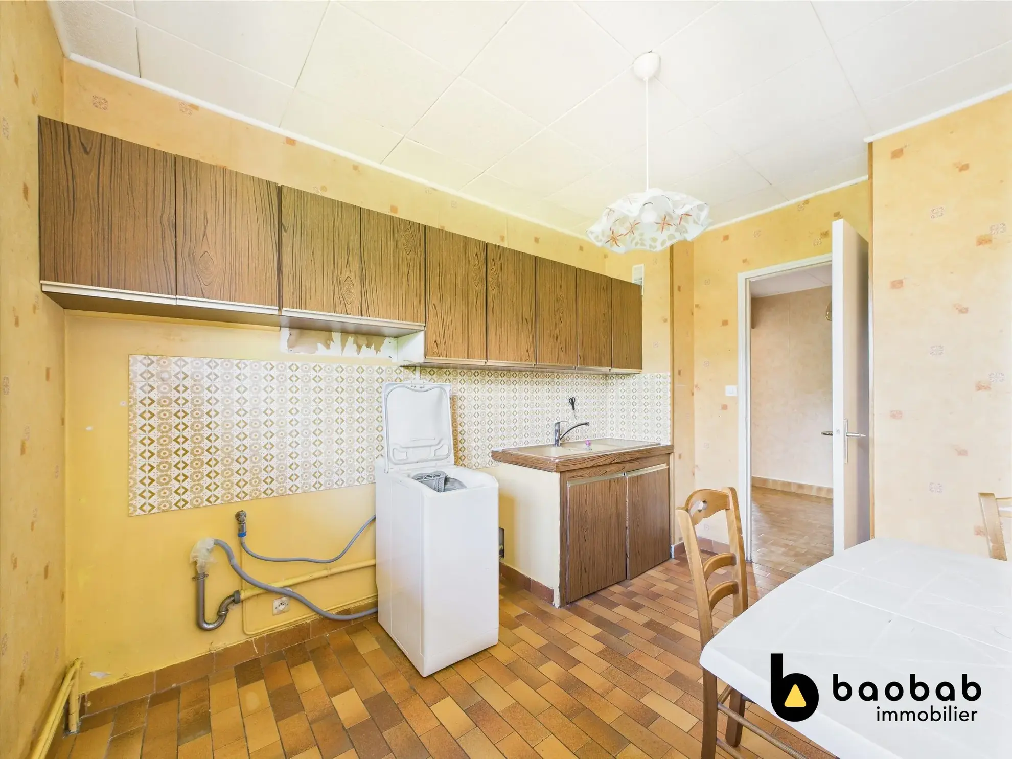 Appartement T3/4 à La Motte-Servolex avec balcon et cave, au centre-ville 