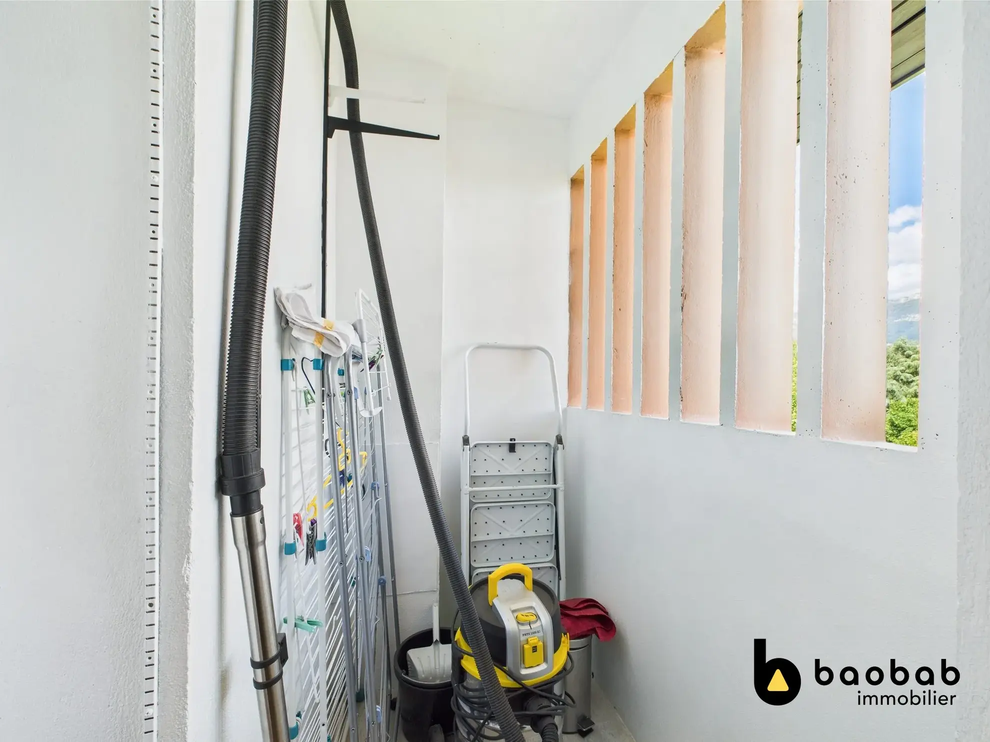 Appartement T3/4 à La Motte-Servolex avec balcon et cave, au centre-ville 