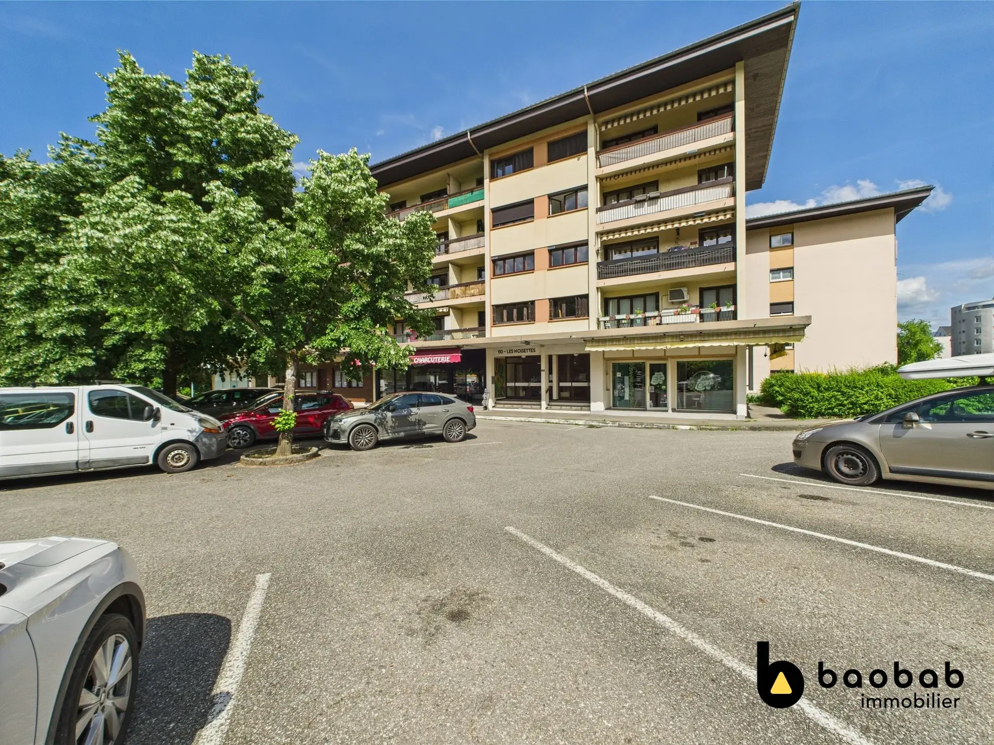 Appartement T3/4 à La Motte-Servolex avec balcon et cave, au centre-ville 