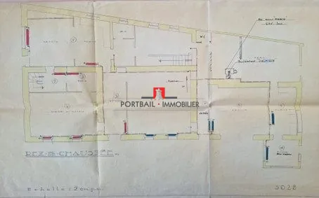 Maison à vendre à Berson avec 6 chambres et grand potentiel de rénovation 