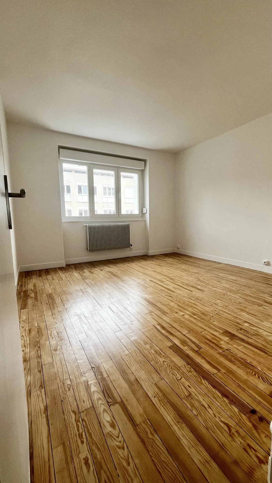 Bel appartement rénové de 70 m² à Nancy, proche campus et commodités 
