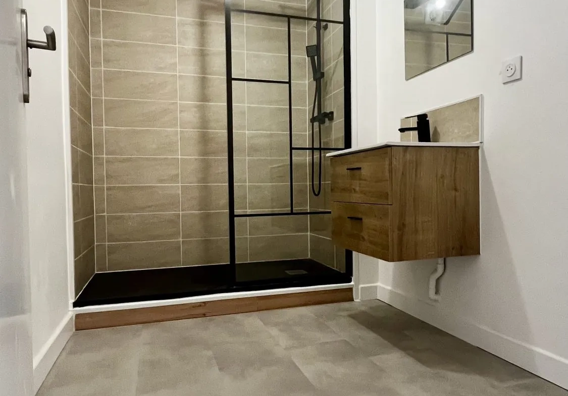 Bel appartement rénové de 70 m² à Nancy, proche campus et commodités 