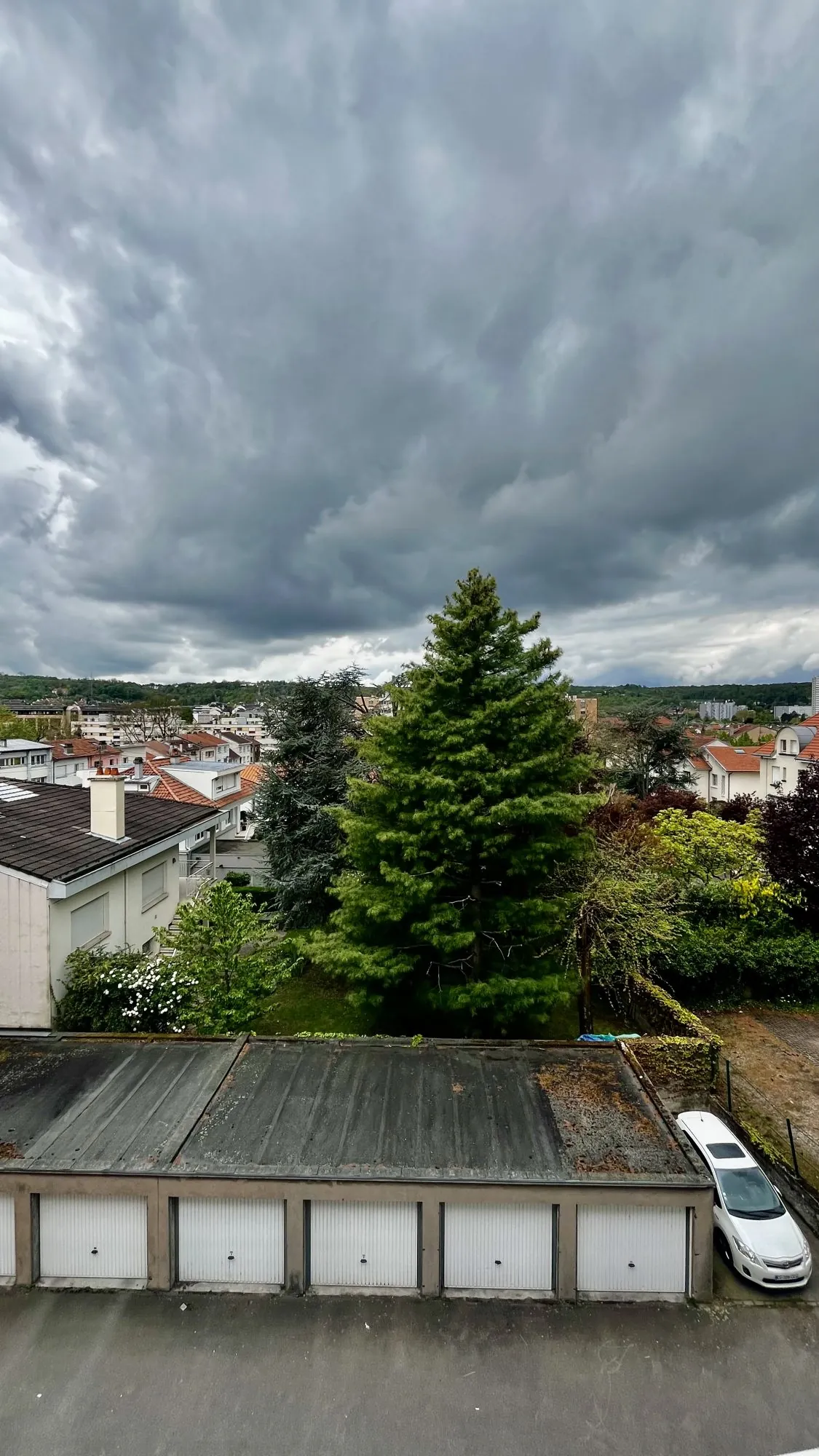 Bel appartement rénové de 70 m² à Nancy, proche campus et commodités 