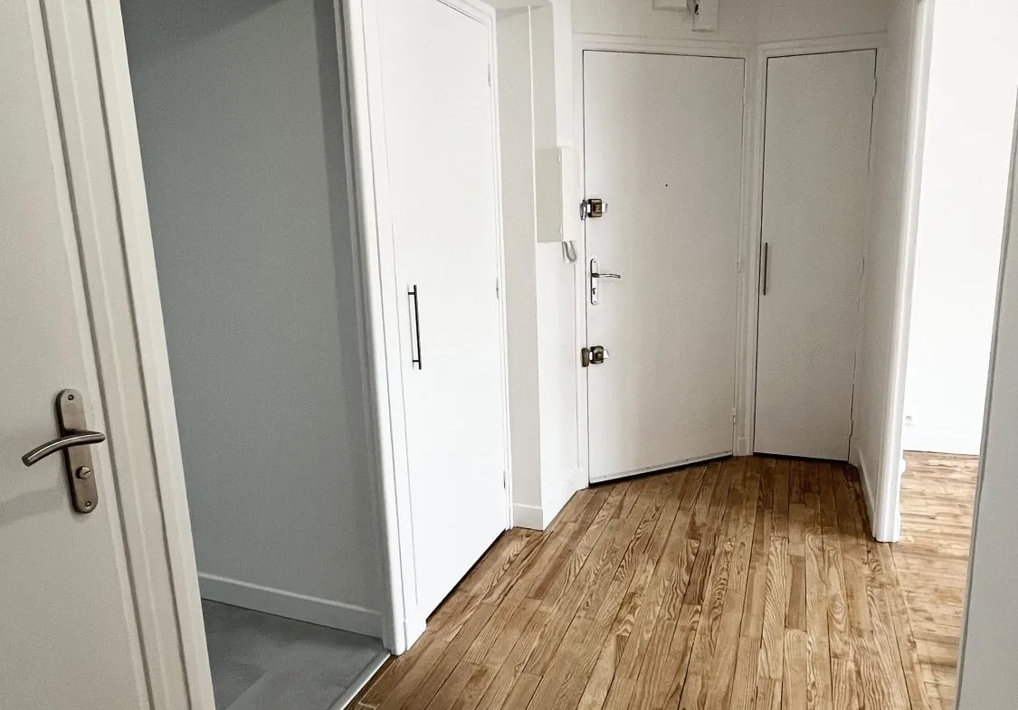 Bel appartement rénové de 70 m² à Nancy, proche campus et commodités 