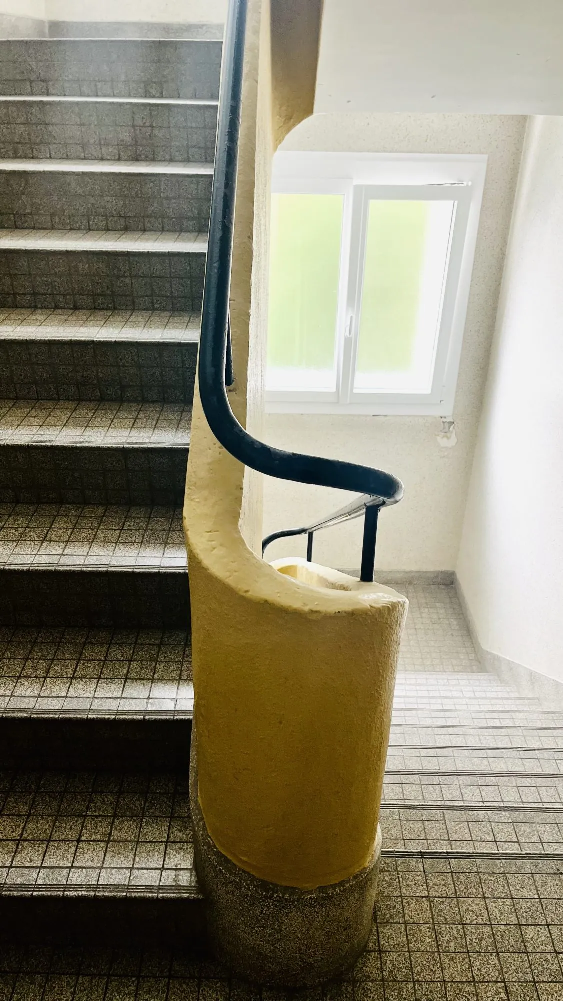 Bel appartement rénové de 70 m² à Nancy, proche campus et commodités 
