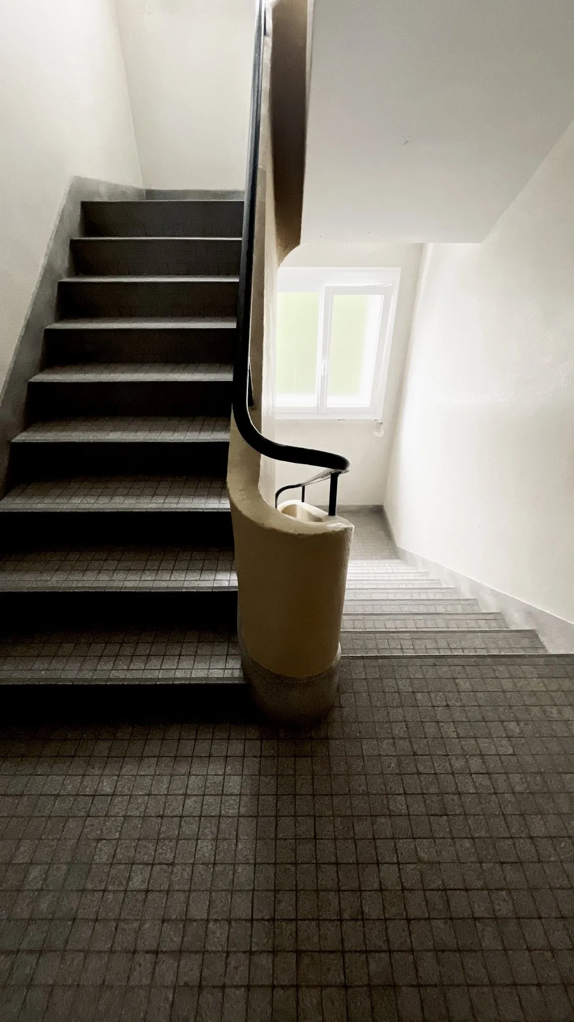 Bel appartement rénové de 70 m² à Nancy, proche campus et commodités 