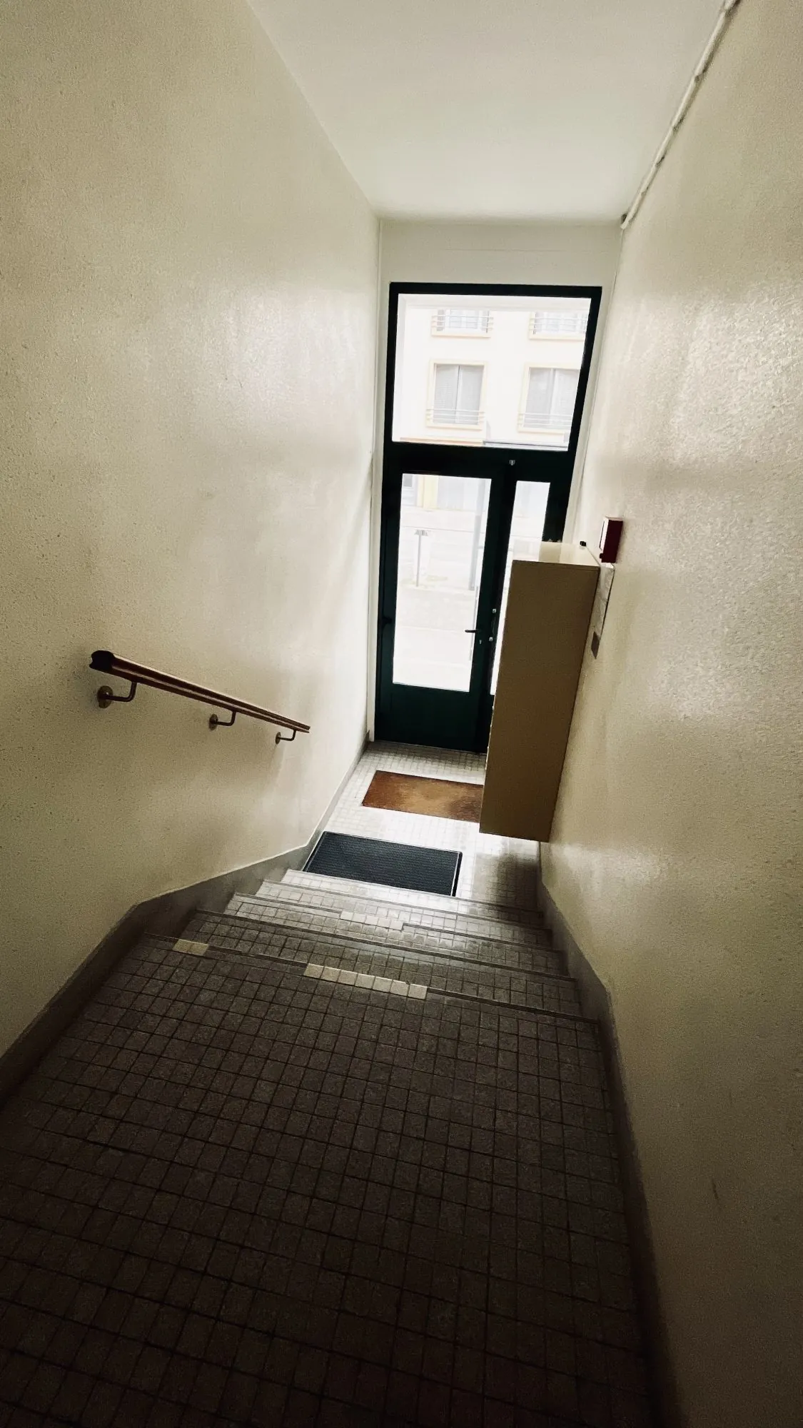 Bel appartement rénové de 70 m² à Nancy, proche campus et commodités 