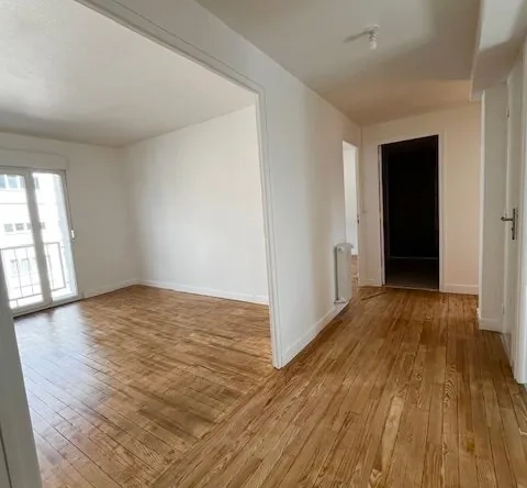 Bel appartement rénové de 70 m² à Nancy, proche campus et commodités