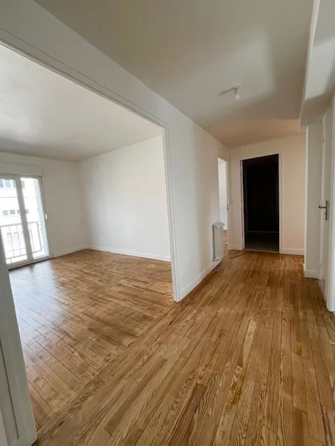 Bel appartement rénové de 70 m² à Nancy, proche campus et commodités 