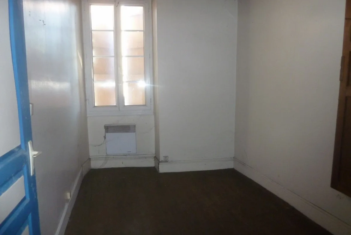 Maison de village en pierre rénovée à Puy-l'Évêque - 2 chambres, charme et autonomie 