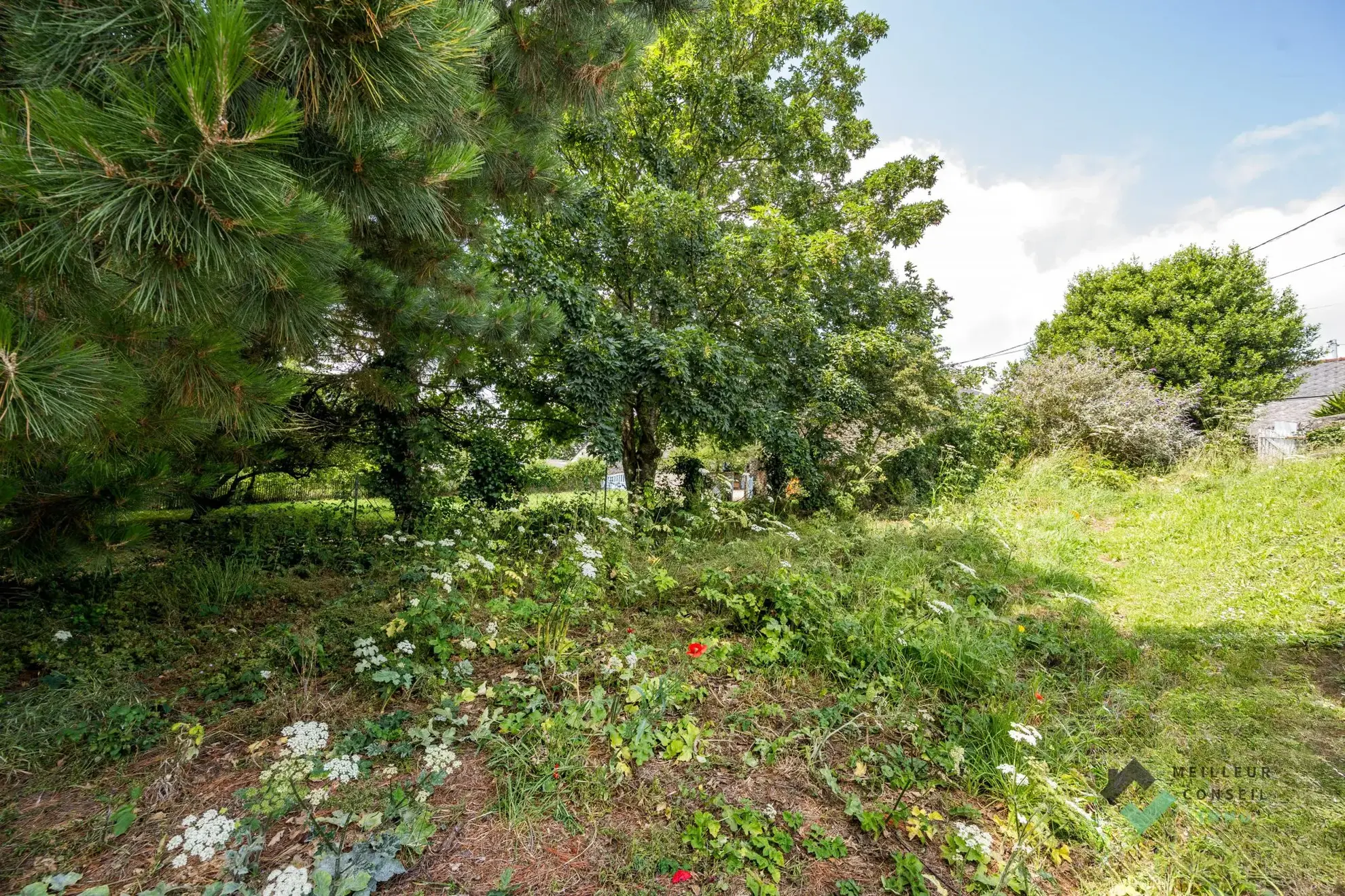 Terrain constructible de 370 m² à Binic, proche des plages et du port 
