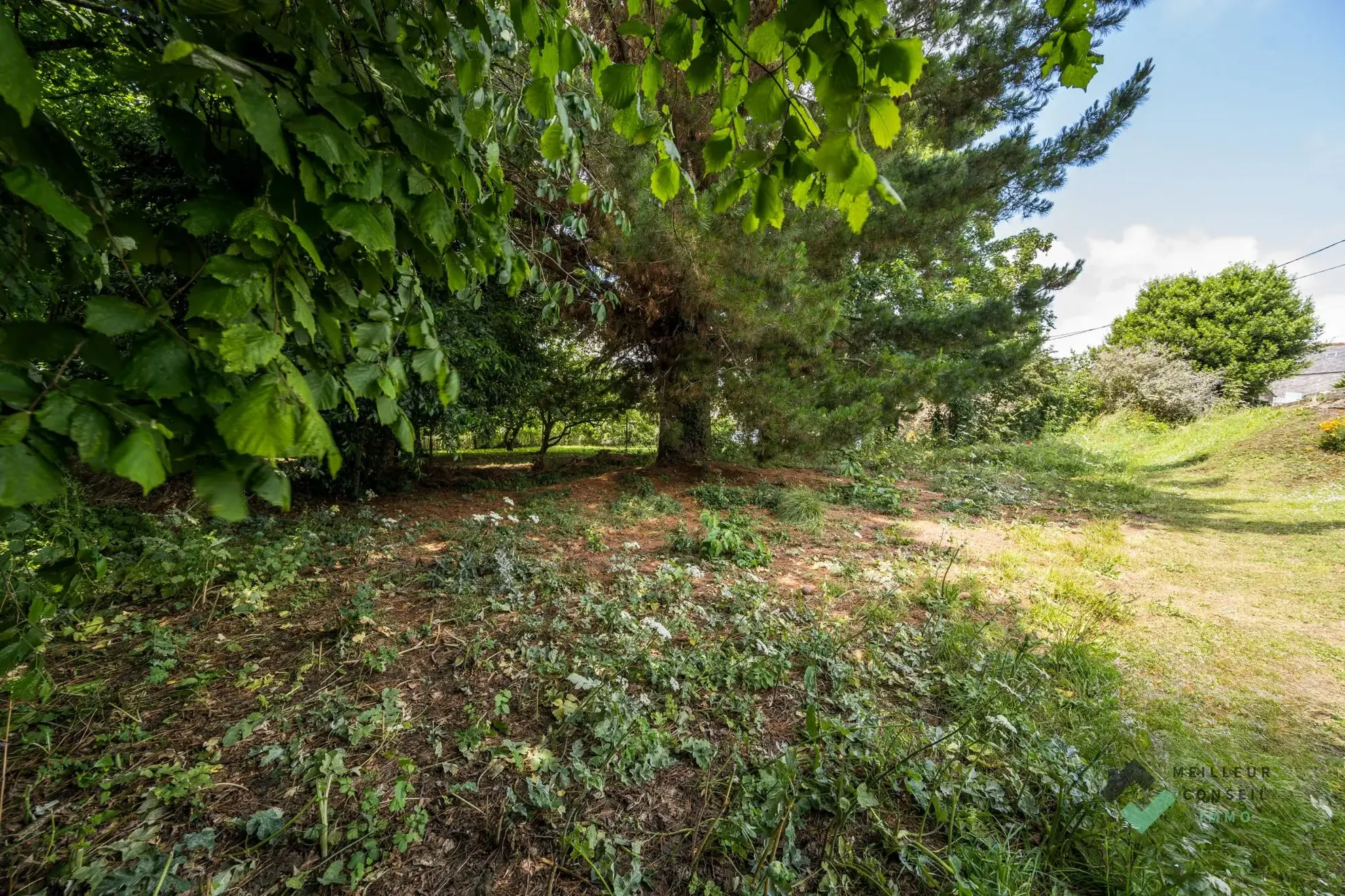 Terrain constructible de 370 m² à Binic, proche des plages et du port 