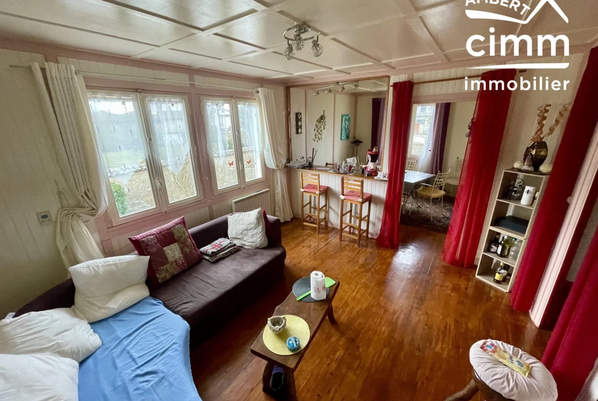 Charmant chalet à vendre à Marsac-en-Livradois avec terrain de 900 m² 