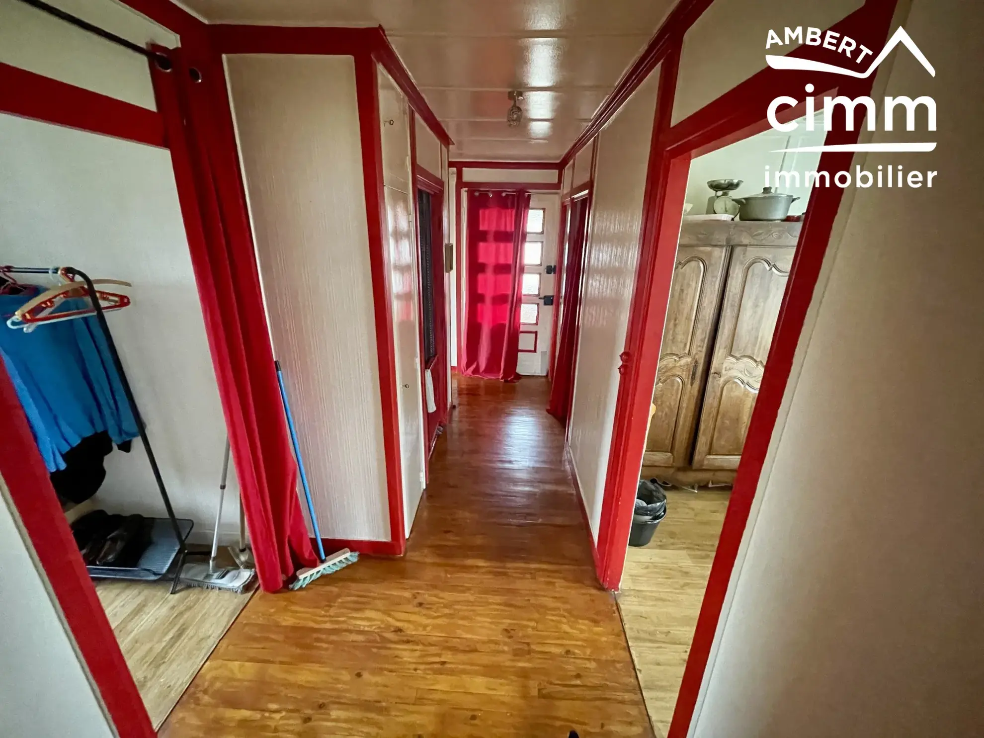 Charmant chalet à vendre à Marsac-en-Livradois avec terrain de 900 m² 