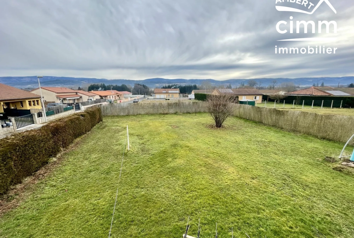 Charmant chalet à vendre à Marsac-en-Livradois avec terrain de 900 m² 