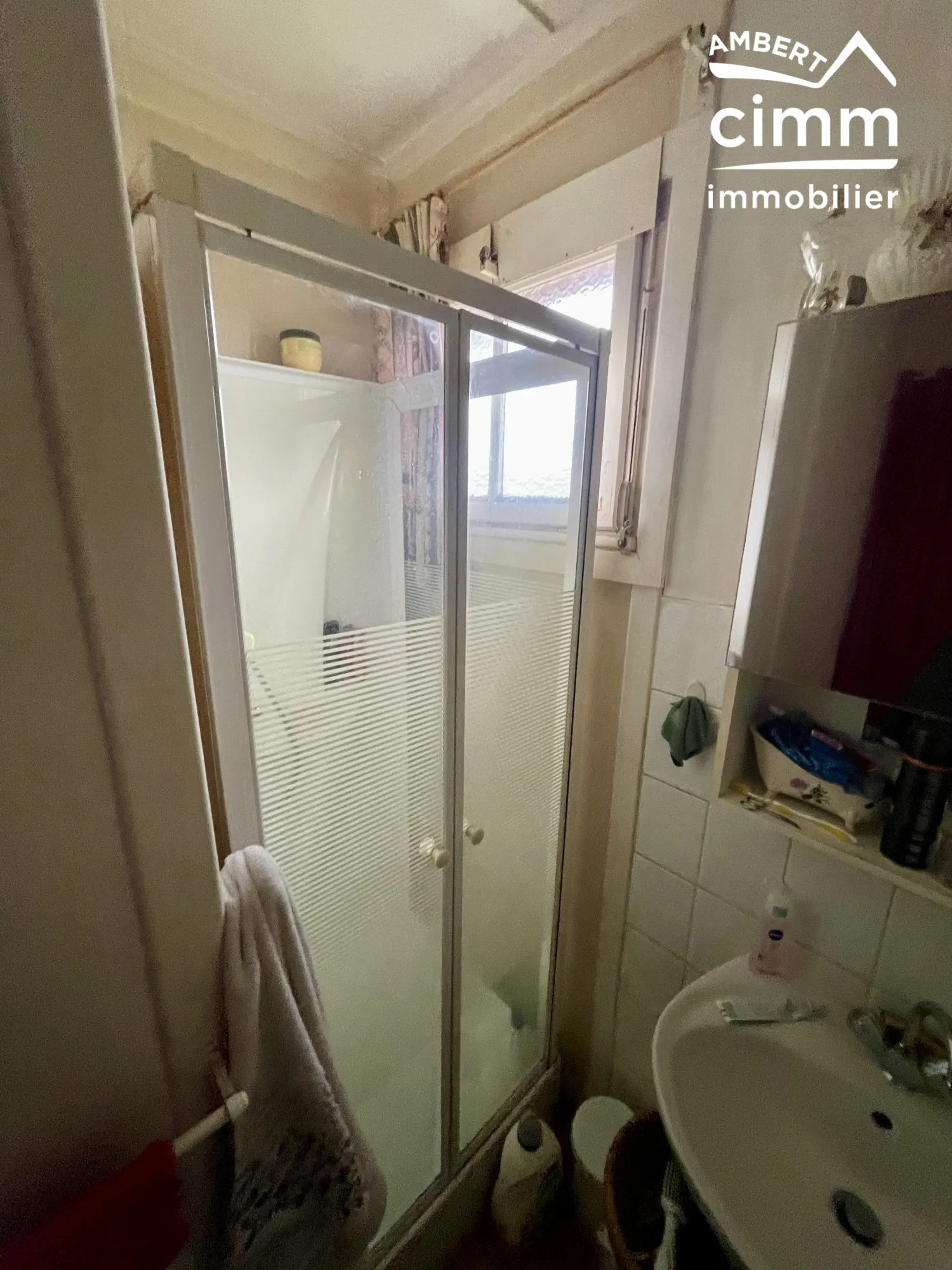Charmant chalet à vendre à Marsac-en-Livradois avec terrain de 900 m² 