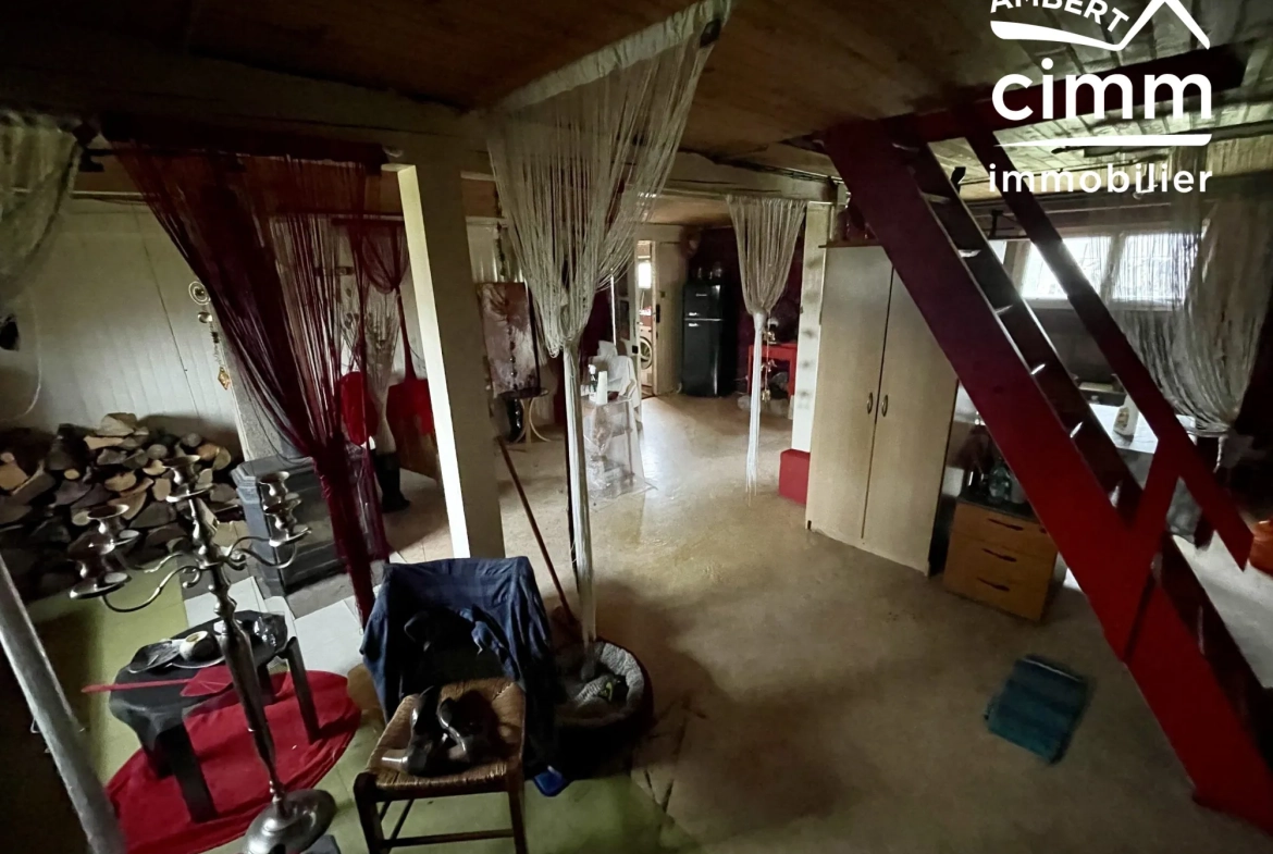 Charmant chalet à vendre à Marsac-en-Livradois avec terrain de 900 m² 