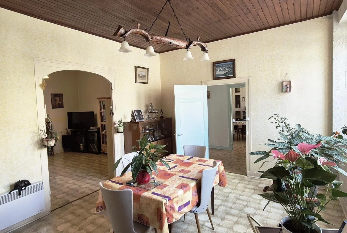 Magnifique maison de caractère avec jardin à Mézin proche Nérac (47) 