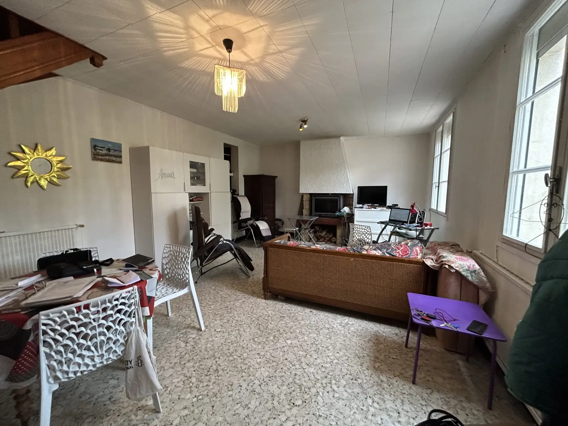 Maison à vendre à Esperaza avec jardin et dépendance 