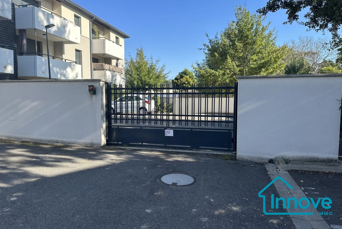 4 places de parking à vendre à Gratentour et Villeneuve Tolosane – Opportunité d’investissement 