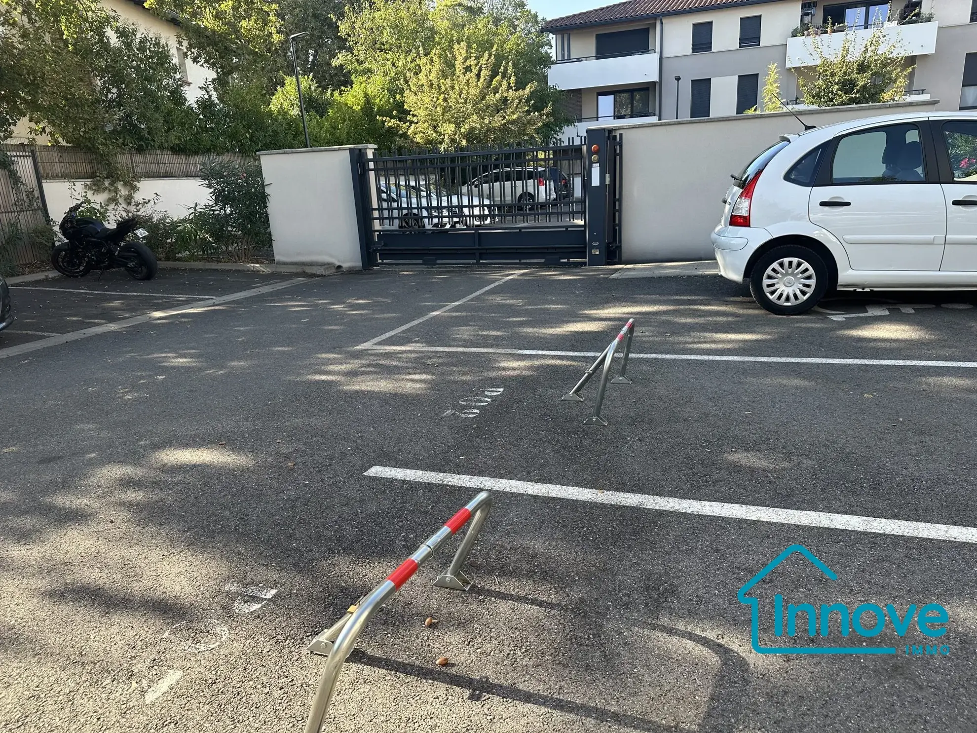4 places de parking à vendre à Gratentour et Villeneuve Tolosane – Opportunité d’investissement 