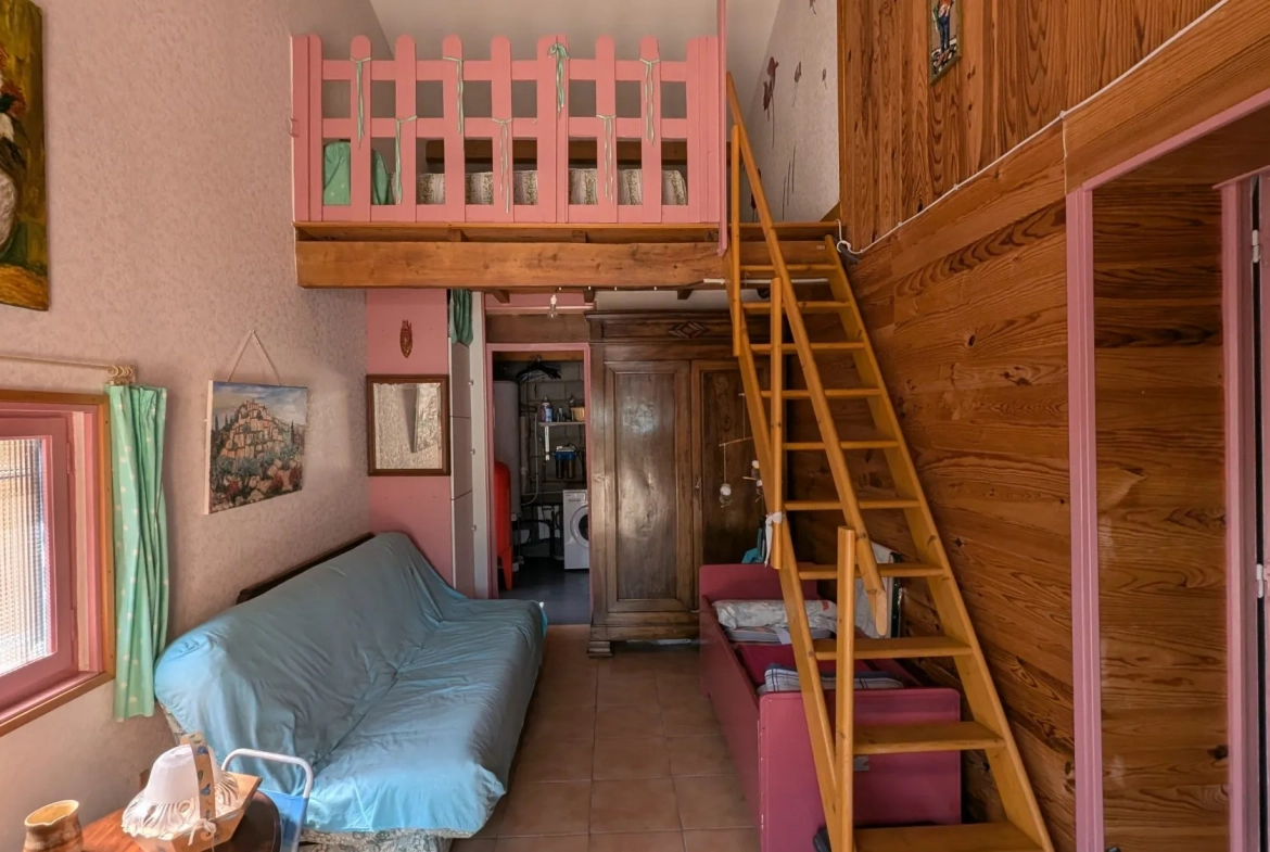 Villa en viager à Gonfaron : jardin, dépendances, en location occupée 