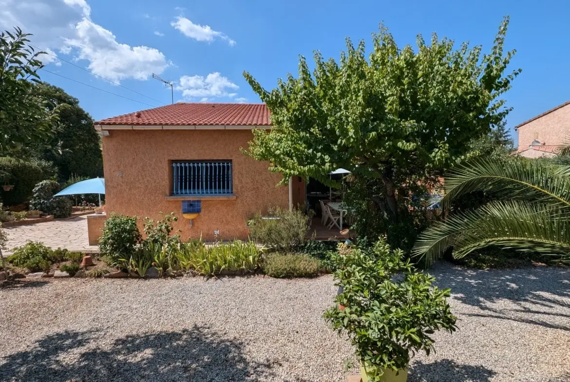Villa en viager à Gonfaron : jardin, dépendances, en location occupée 