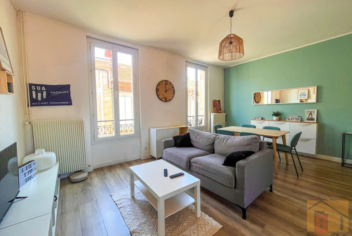 Appartement T3 en duplex entièrement rénové au centre d'Agen 