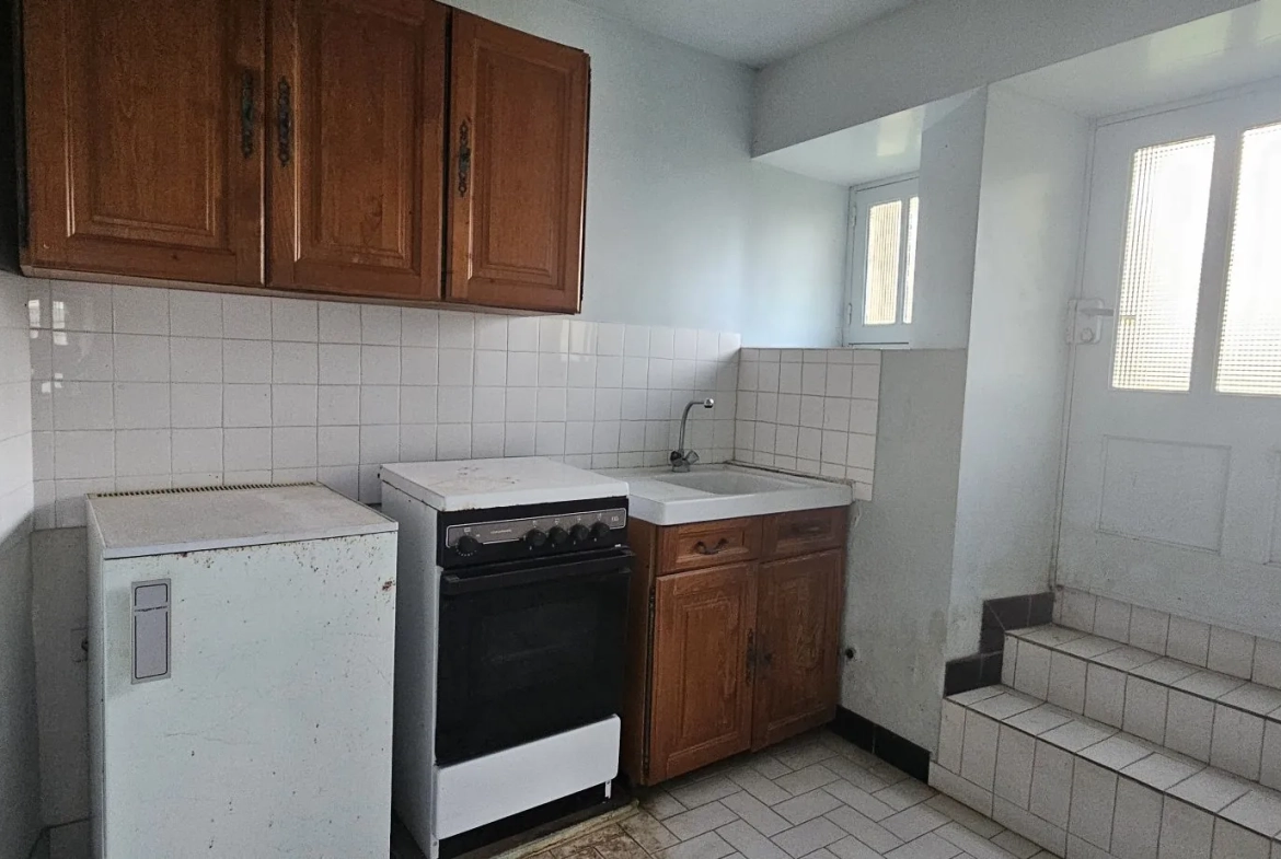 Ensemble de deux maisons à rénover à Carnoët, potentiel locatif et défiscalisation 