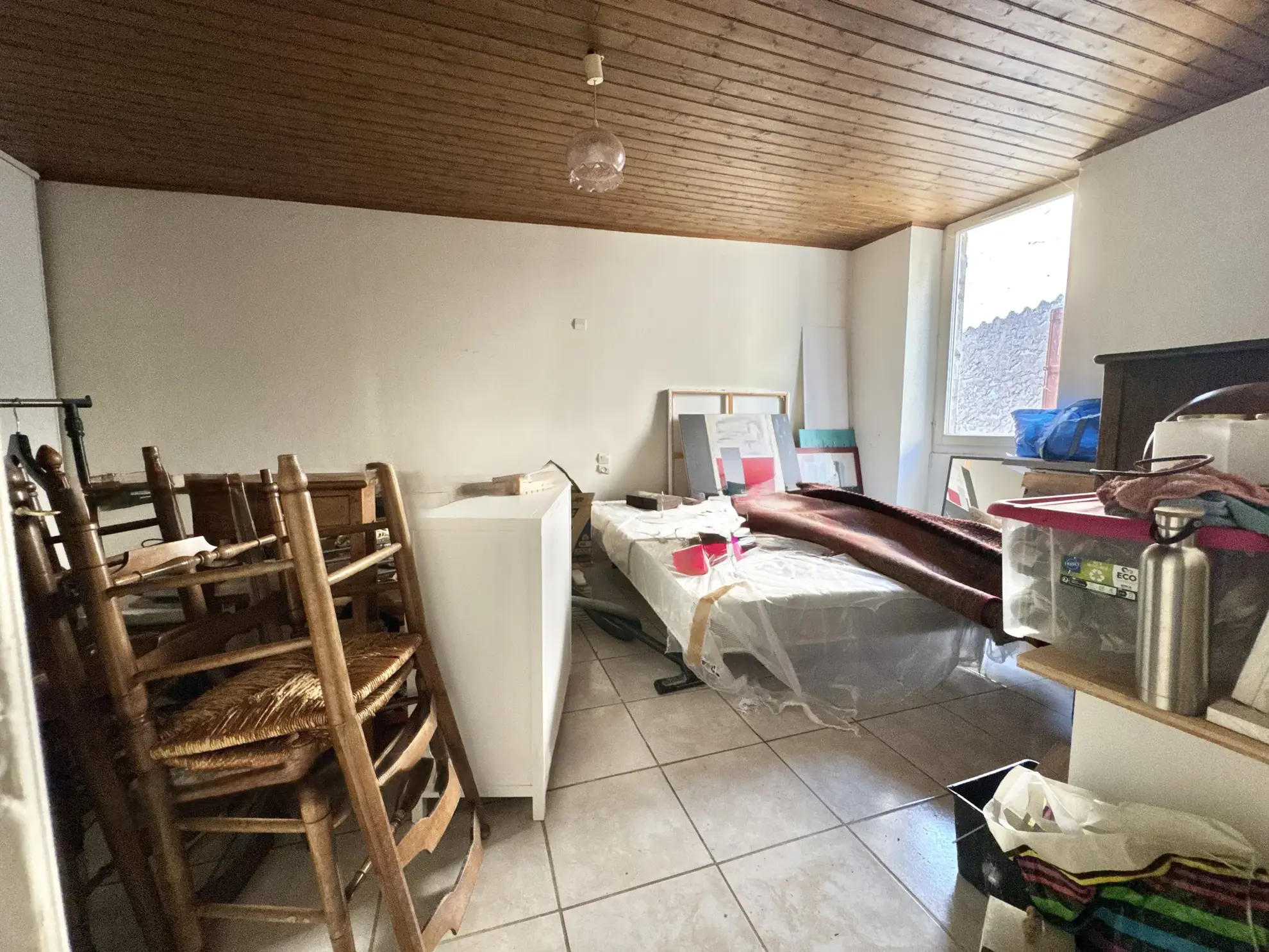 Immeuble à vendre à Penne d’Agenais : trois appartements rénovés et à terminer 