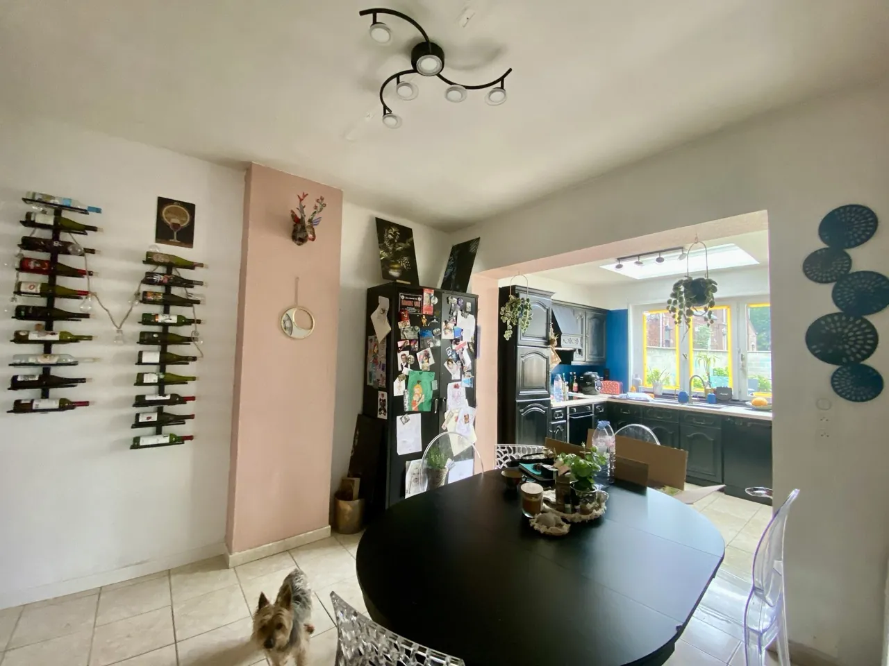 Belle maison familiale à vendre à Maubeuge, 3 chambres, jardin et garage, secteur calme 