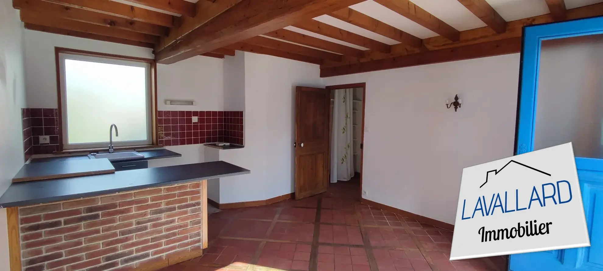 LOCATIF Maison 7 pièces avec T2 indépendant à Beauquesne – 158 m² 