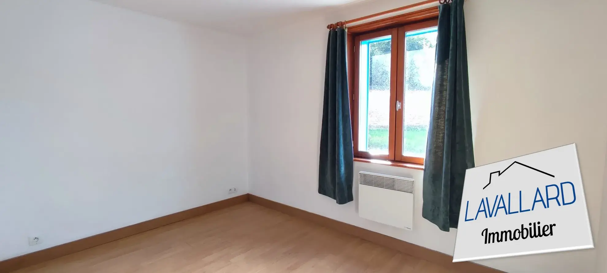 LOCATIF Maison 7 pièces avec T2 indépendant à Beauquesne – 158 m² 