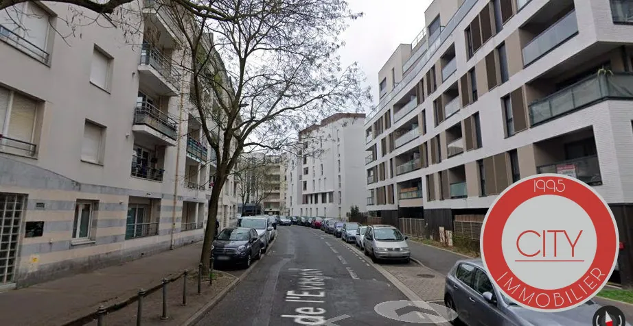 Studio de 29,87 m² à Cergy Le Haut, vendu loué, proche gare et commerces 