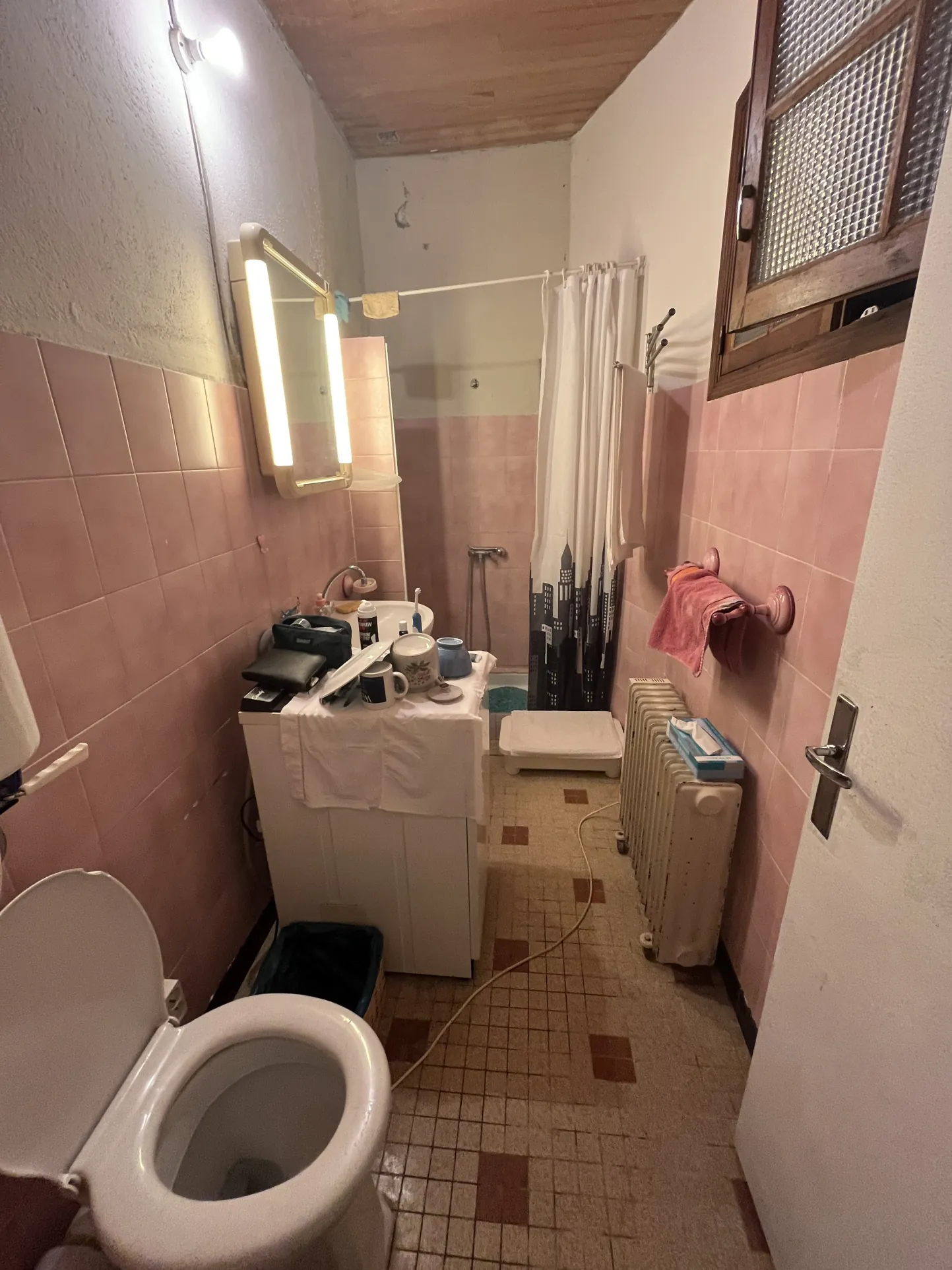 Maison de village à Liaucous avec grand potentiel et travaux à prévoir 