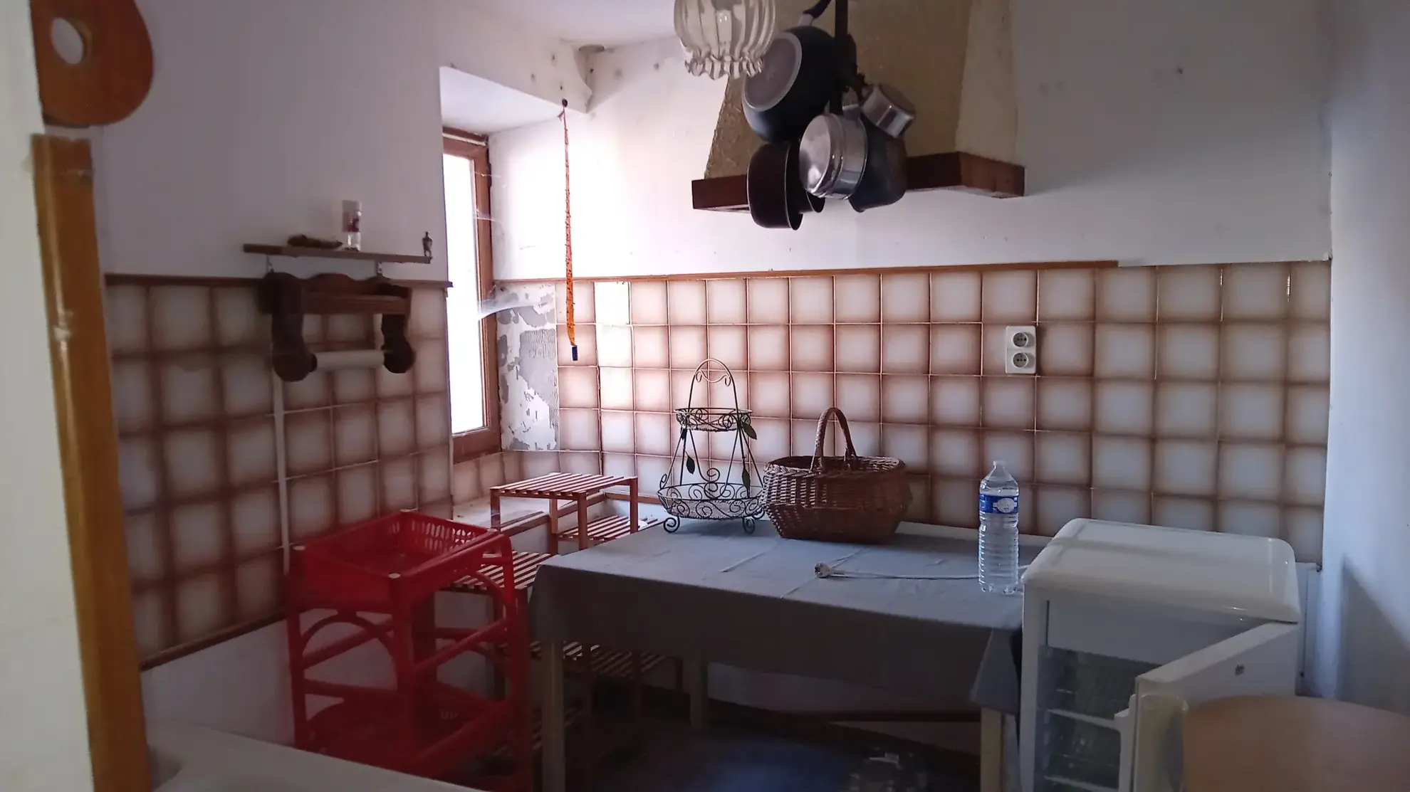 Maison de village à Liaucous avec grand potentiel et travaux à prévoir 