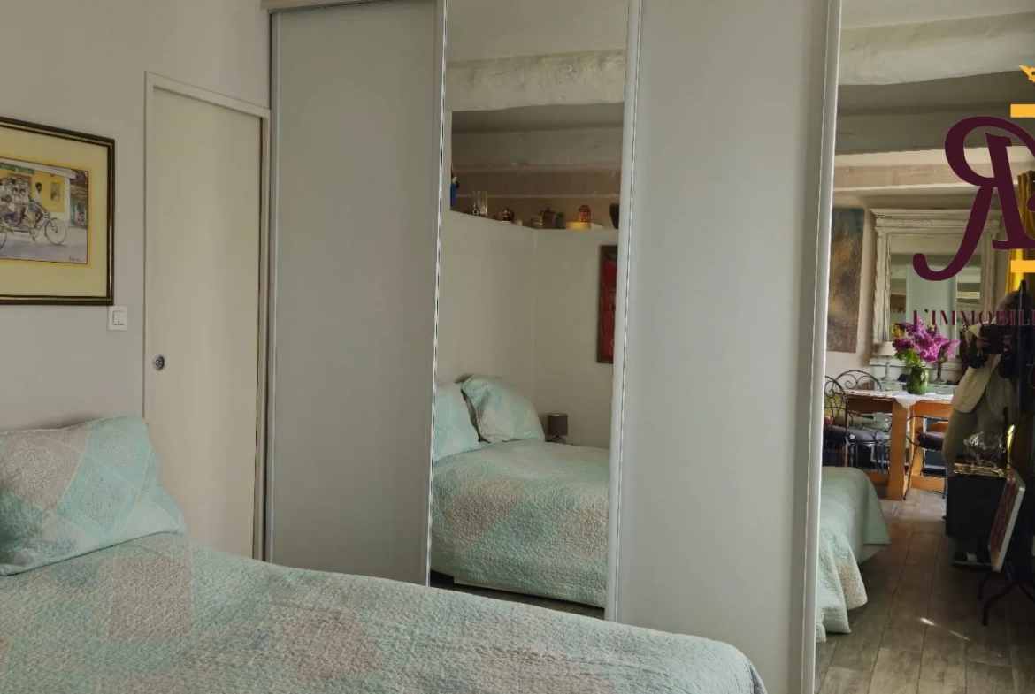 Appartement T2 avec terrasse et vue campagne à vendre à Plan-de-Cuques 