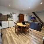 Appartement 3 pièces rénové avec terrasse à Yenne centre-ville