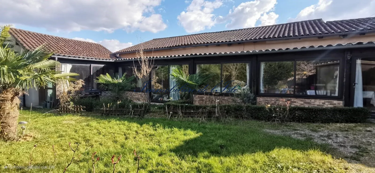 Maison de campagne en viager à Sanilhac - 170 m² avec grand jardin 