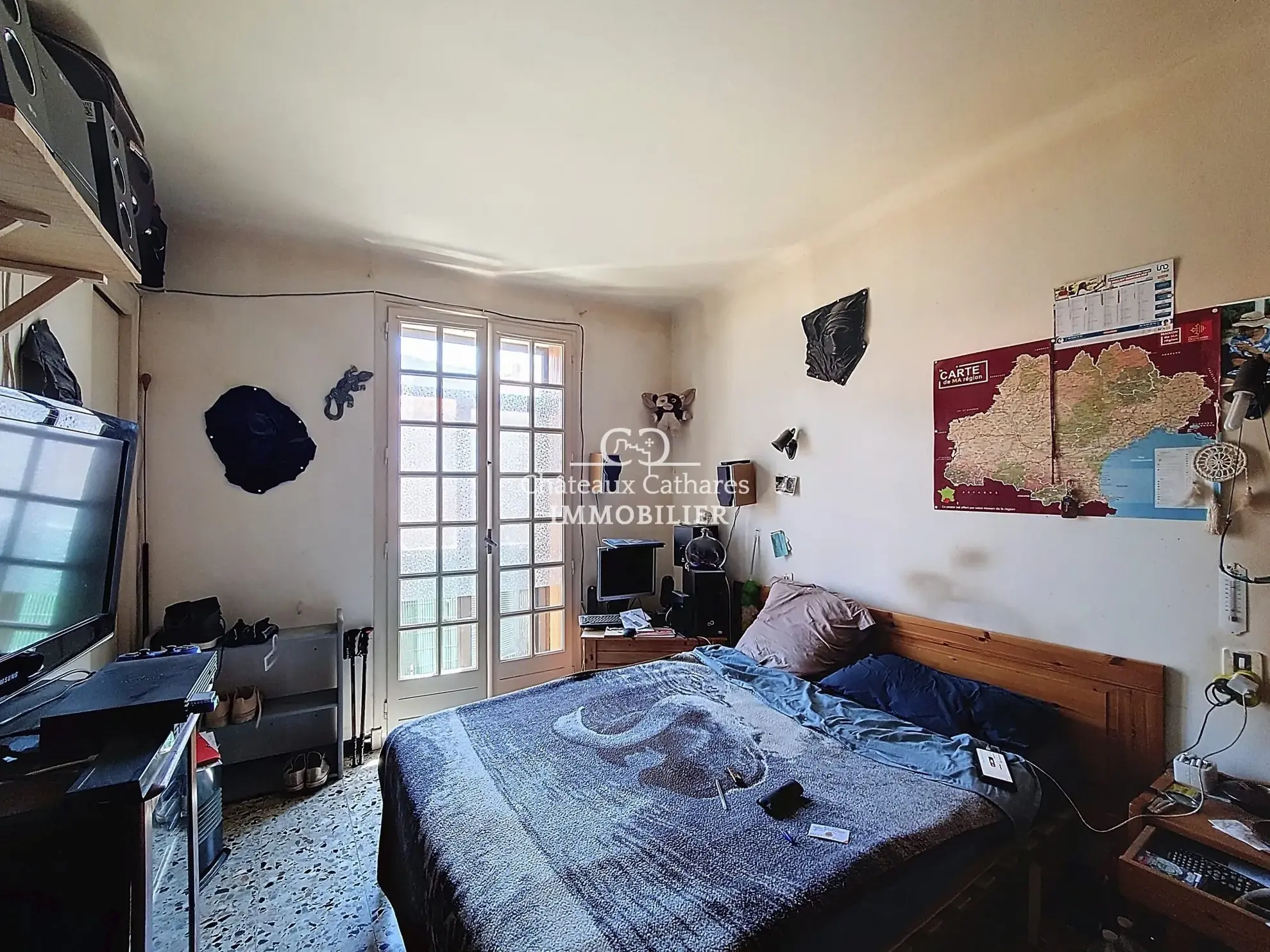 Immeuble à Saint-Paul-de-Fenouillet avec potentiel d'investissement 