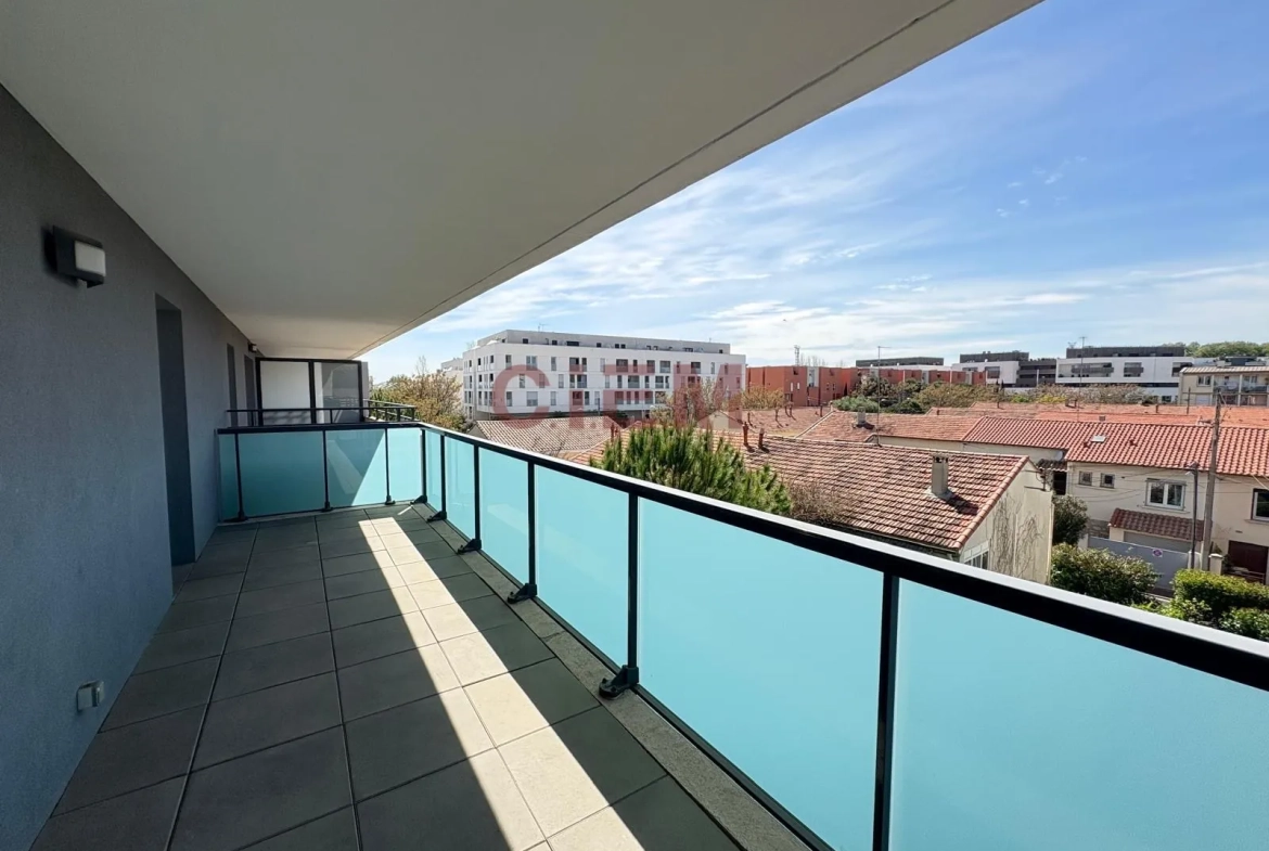 Vente d'un appartement T3 lumineux avec terrasses et garage à Montpellier 